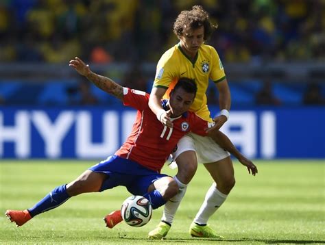  FIFAワールドカップ2014決勝トーナメント進出を賭けた、運命のブラジル対チリ戦！